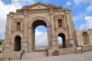 4 Day Tour: Jerash - Mt.Nebo -Karak Castle -Petra - Rum and Dead Sea